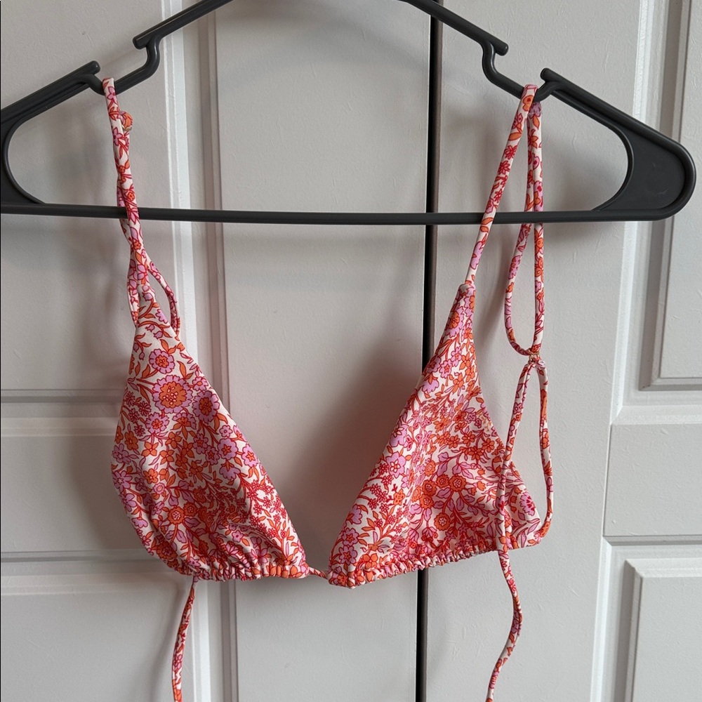 Skatie Bikini Top